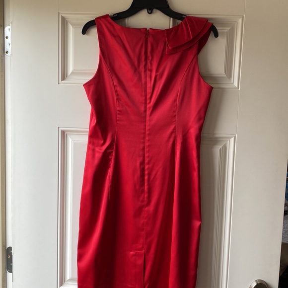 Allen B red dress with asymmetrical shoulder detail. Size 8. - Picture 8 of 12